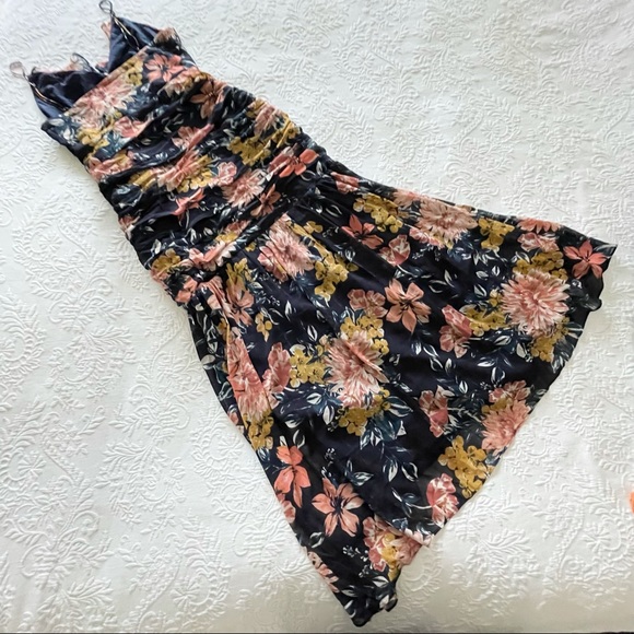 NWOT Lulu’s Stunning Soiree Navy Blue Floral Print Ruched Midi Dress - Picture 6 of 16